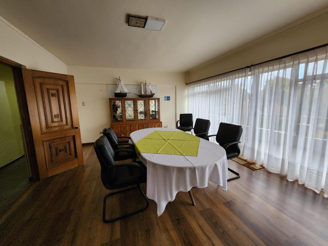 Los Ángeles Hotel Gran Muso מראה חיצוני תמונה